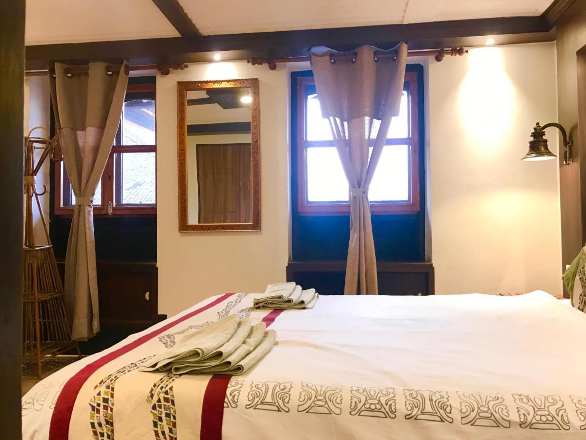 Shiva Guest House Bhaktapur Bagian luar foto