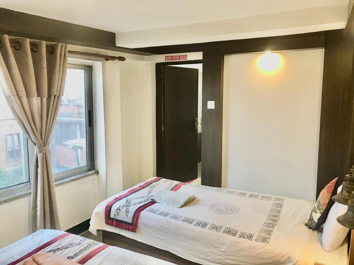 Shiva Guest House Bhaktapur Bagian luar foto
