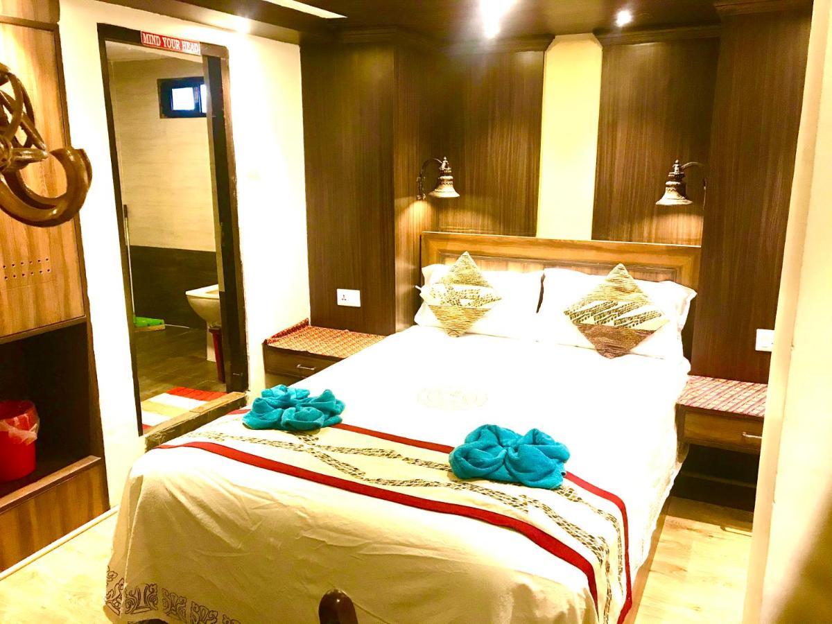 Shiva Guest House Bhaktapur Bagian luar foto