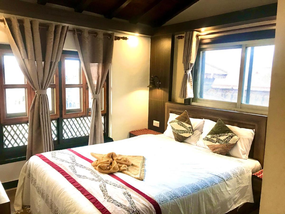 Shiva Guest House Bhaktapur Bagian luar foto
