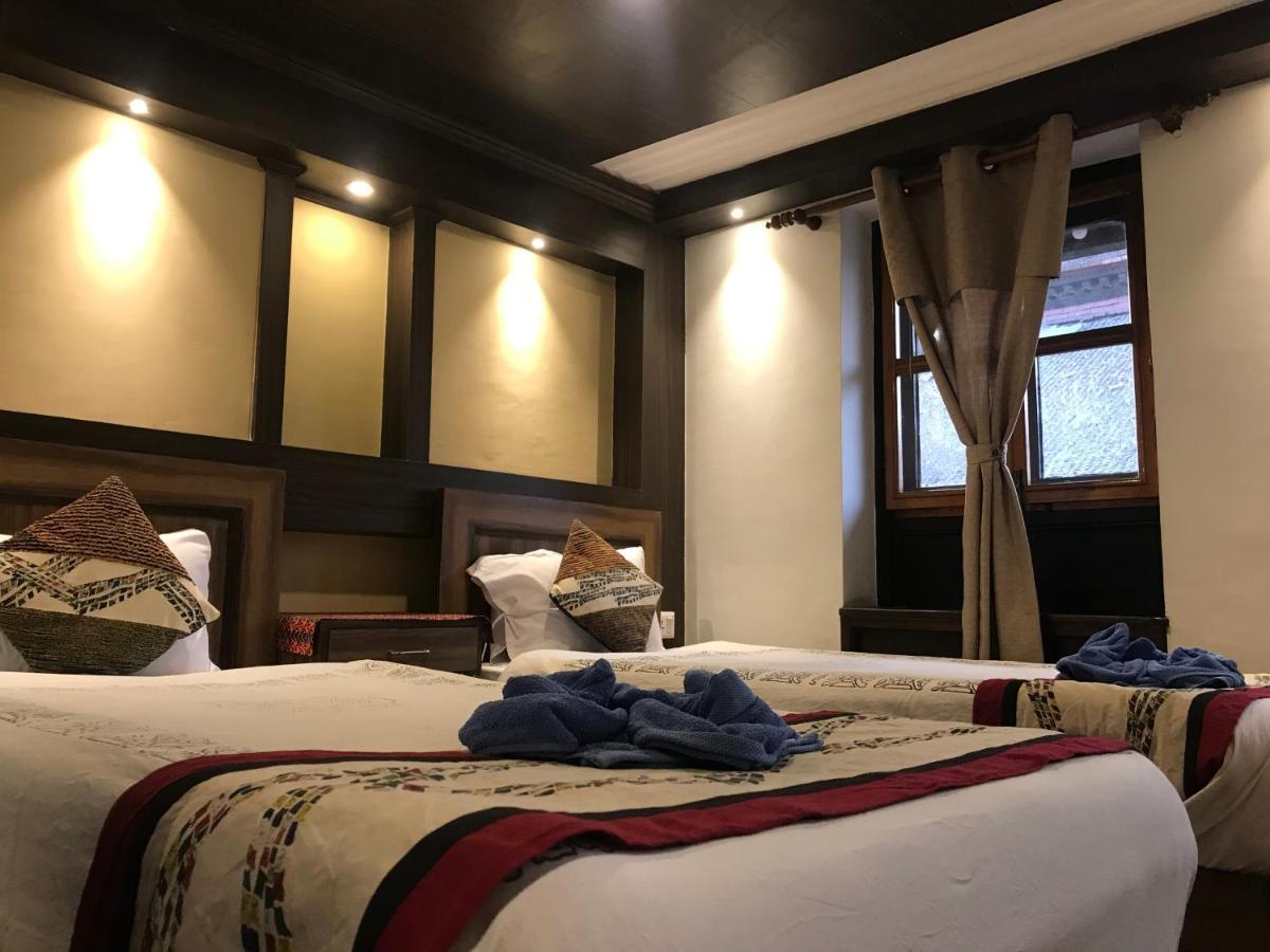 Shiva Guest House Bhaktapur Bagian luar foto